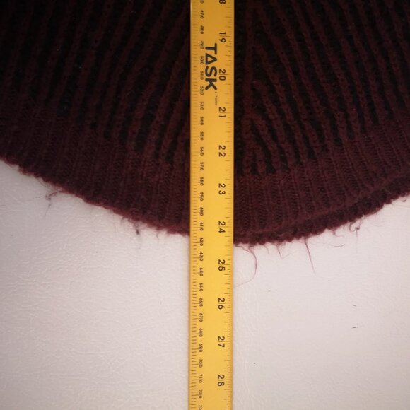Pure by Nitrogen Ladies Size Medium Burgundy & Black Round Neck Sweater / Tunic - Picture 9 of 9
